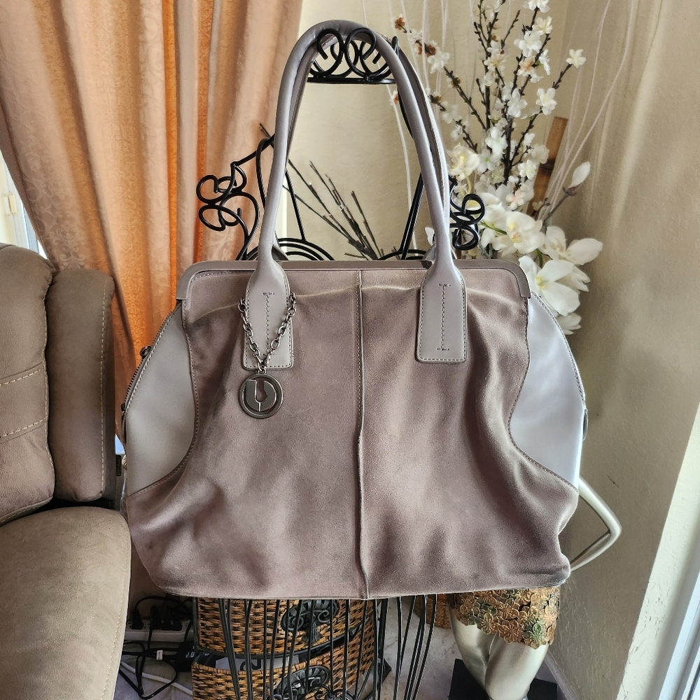 Charles Jourdan Grey Leather Shoulder Bag
